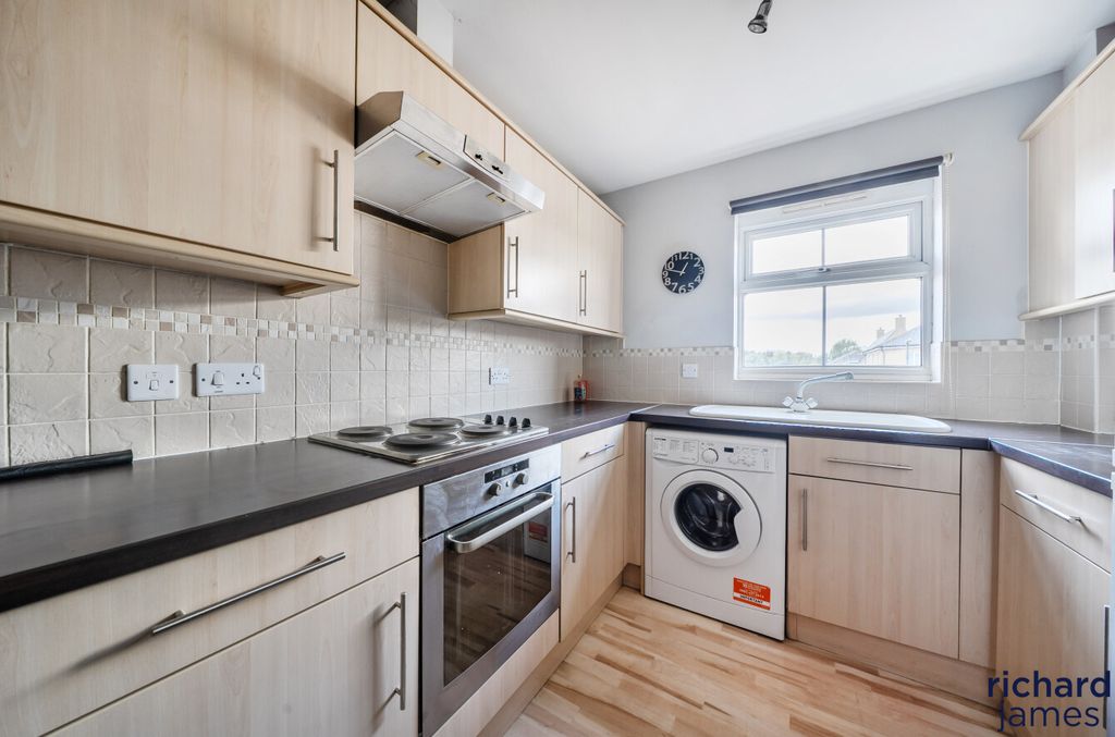 Property photo 2 of 14 86c7202A72204F1E967797De65Aee5F6