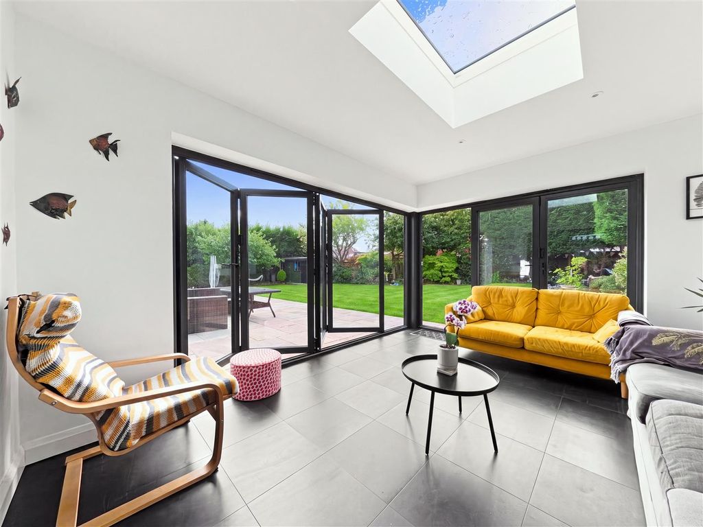 Property photo 3 of 20 40 Sea View Road (87).Jpg