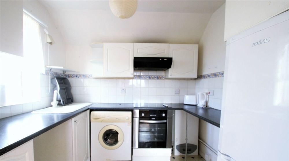 Property photo 2 of 4 Kitchen