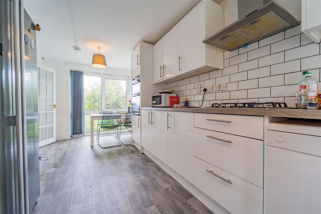 Property photo 2 of 17 Fas08473-4.Jpg