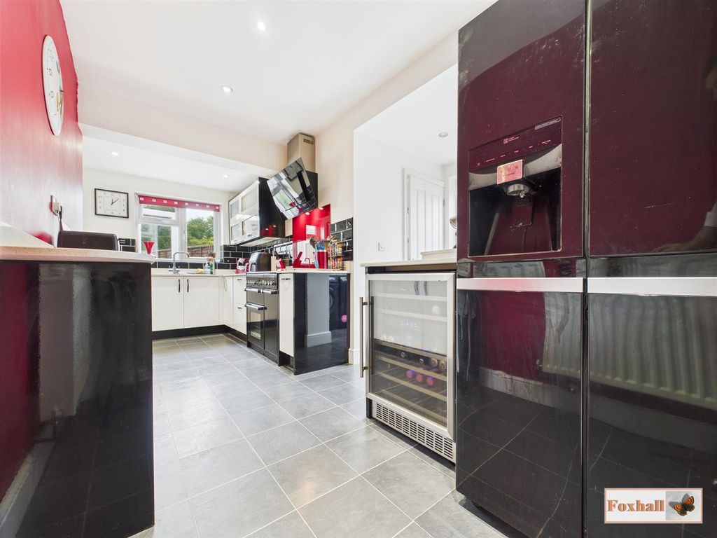 Property photo 3 of 27 Kitchen/Diner