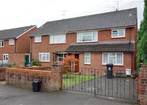 Property photo 2 of 11 Photo 02