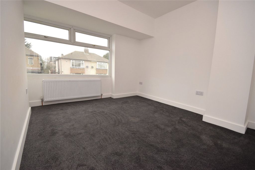Property photo 2 of 8 Picture No. 07