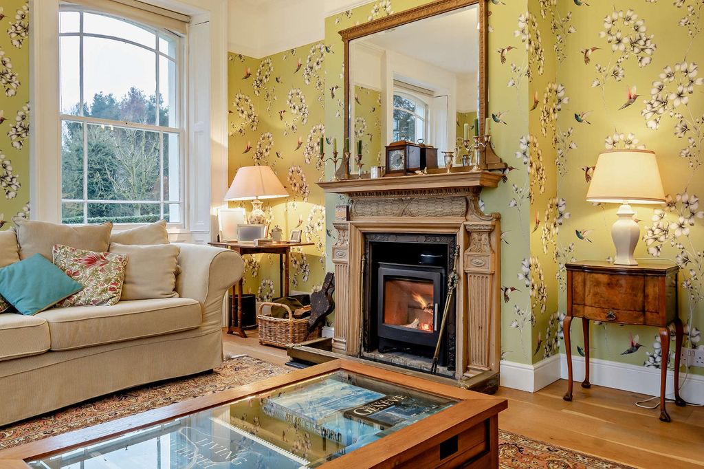 Property photo 2 of 19 Drawing Room