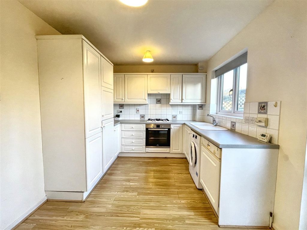 Property photo 3 of 16 Img_E1765.Jpg