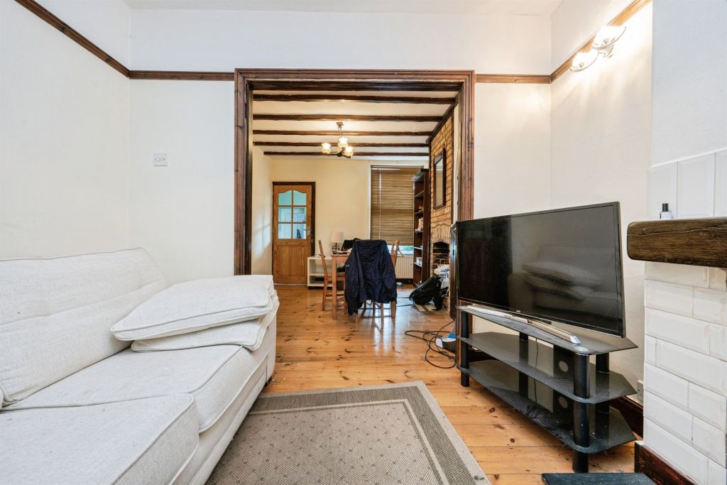 Property photo 3 of 12