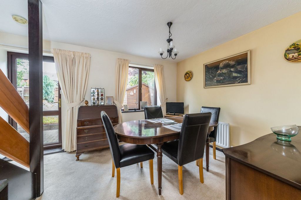 Property photo 3 of 16