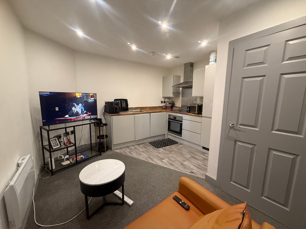 Property photo 3 of 6 Image