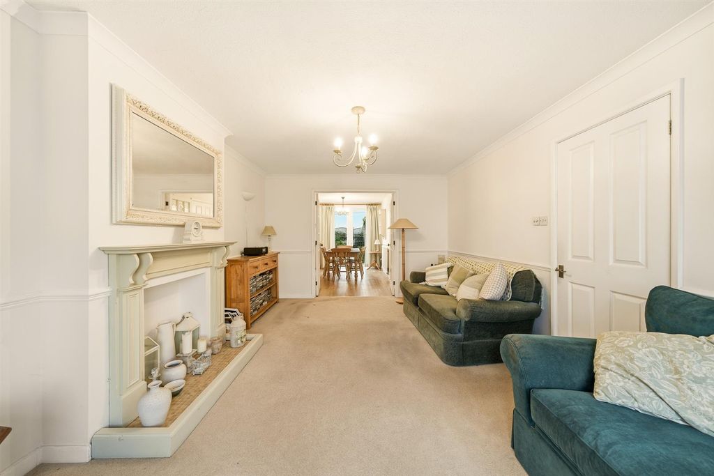 Property photo 3 of 15 Lounge 1.Jpg