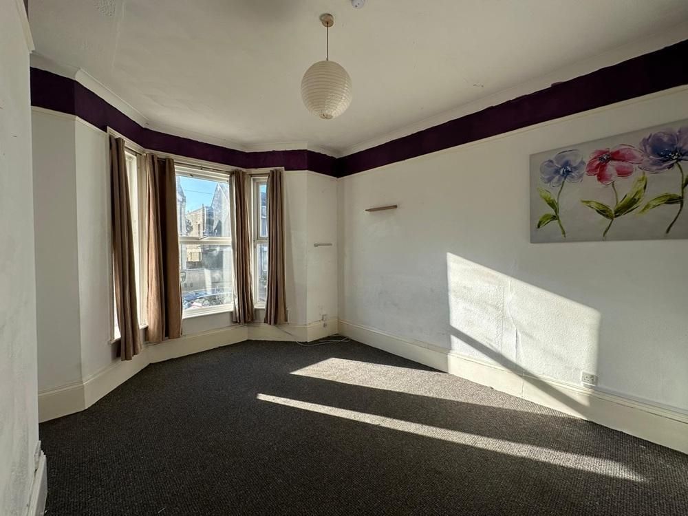 Property photo 3 of 6 Photo 3