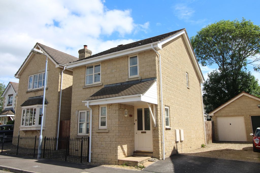 Property photo 1 of 10