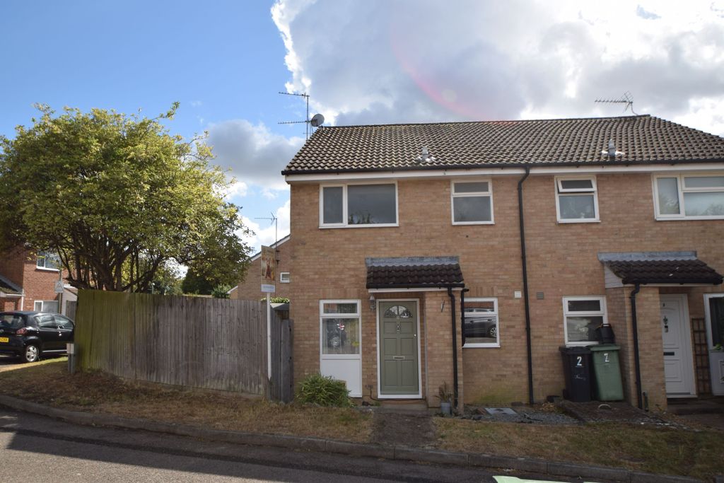 Property photo 1 of 8