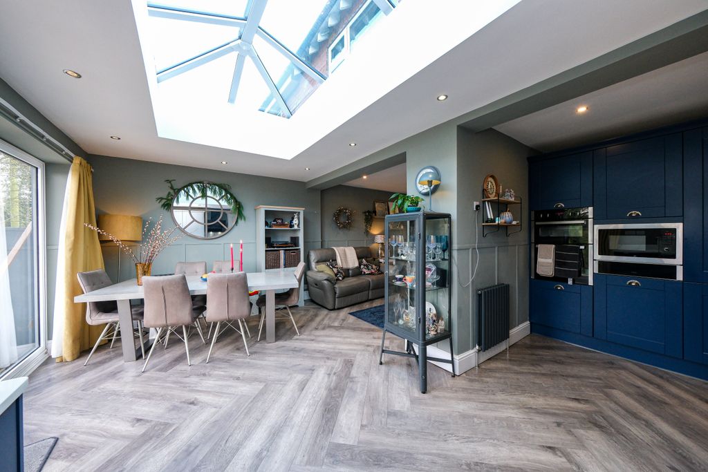 Property photo 2 of 34 Img_5712