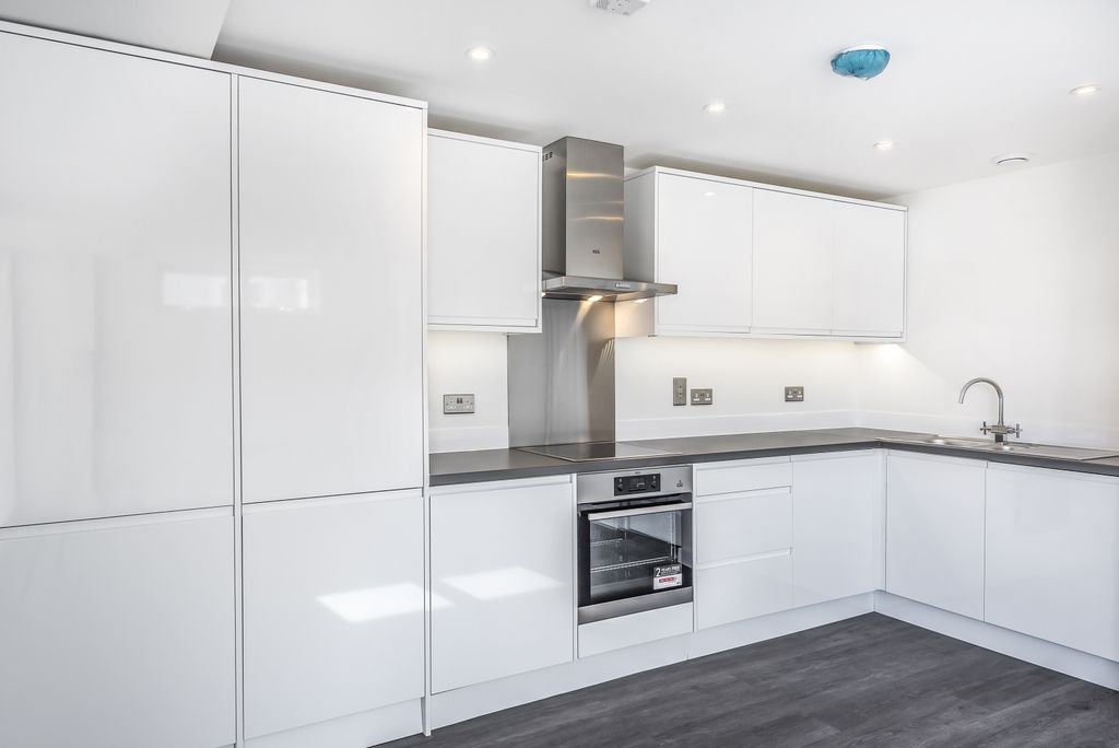 Property photo 1 of 7 450020 (4)c