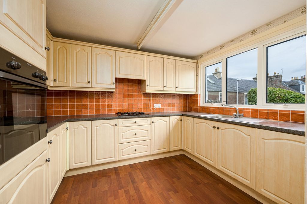 Property photo 2 of 15 Kitchen