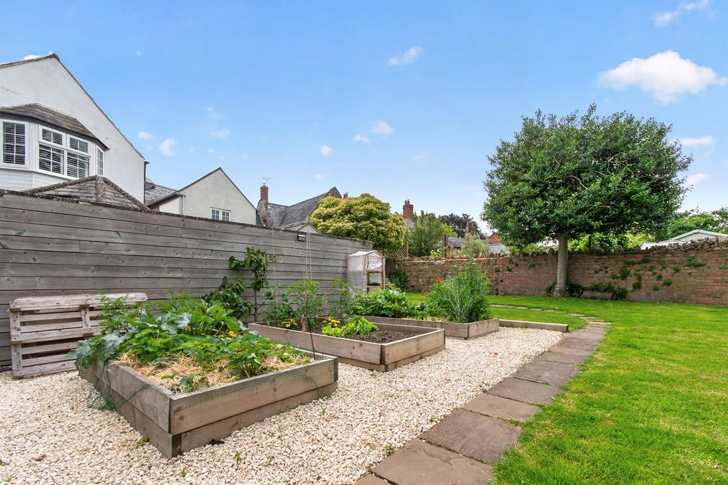 Additional image 18 of 5 bed terraced house for saleMain Street, Belton In Rutland, Oakham LE15