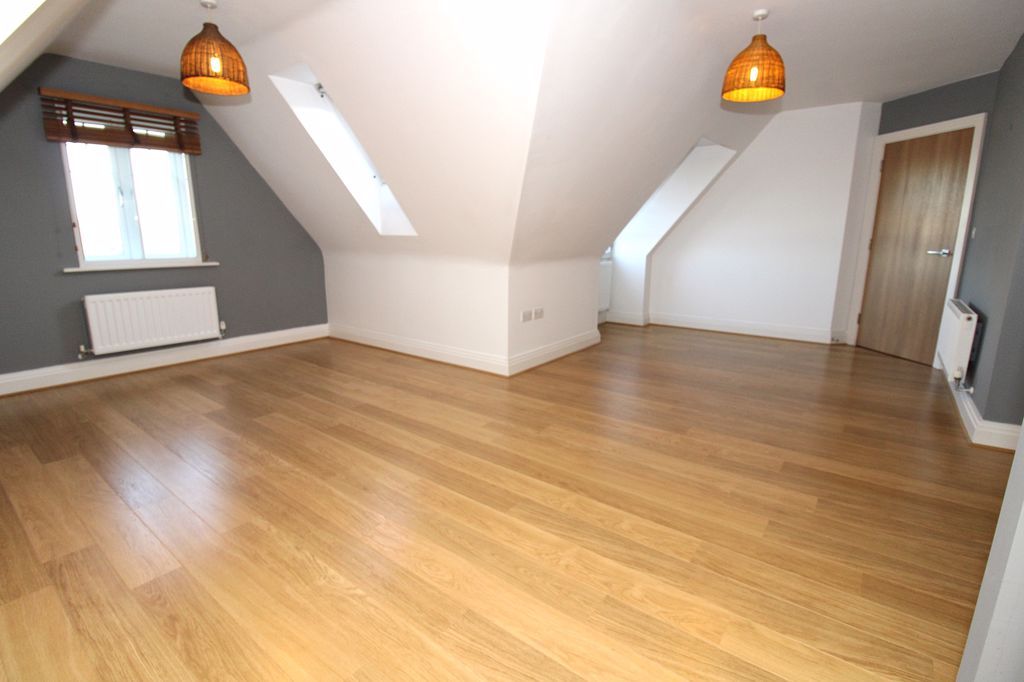 Property photo 3 of 12 Photo 3