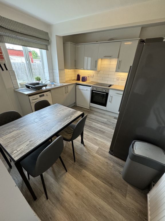 Property photo 3 of 10 Property