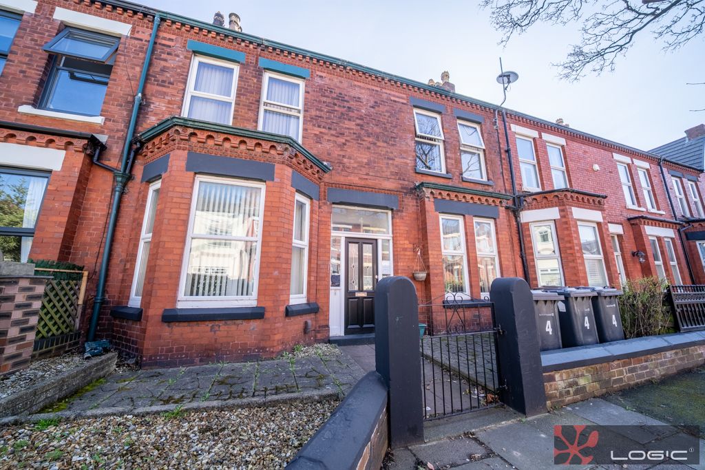 Property photo 1 of 52