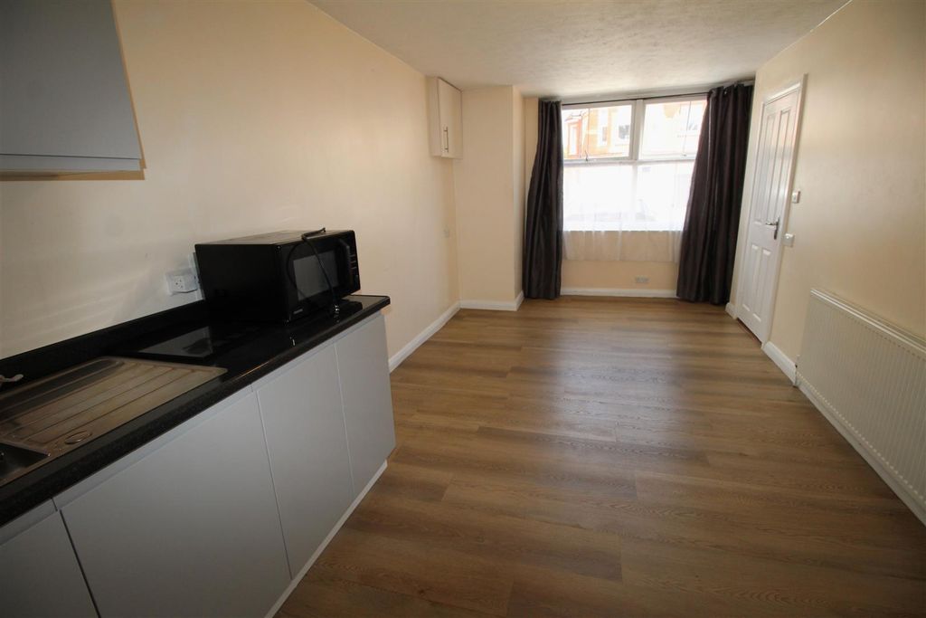 Property photo 3 of 7 Img_9499.Jpg