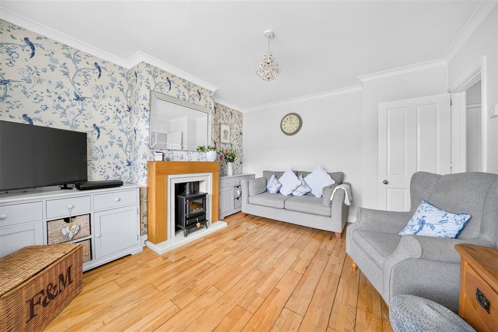 Property photo 3 of 23 11.Jpg