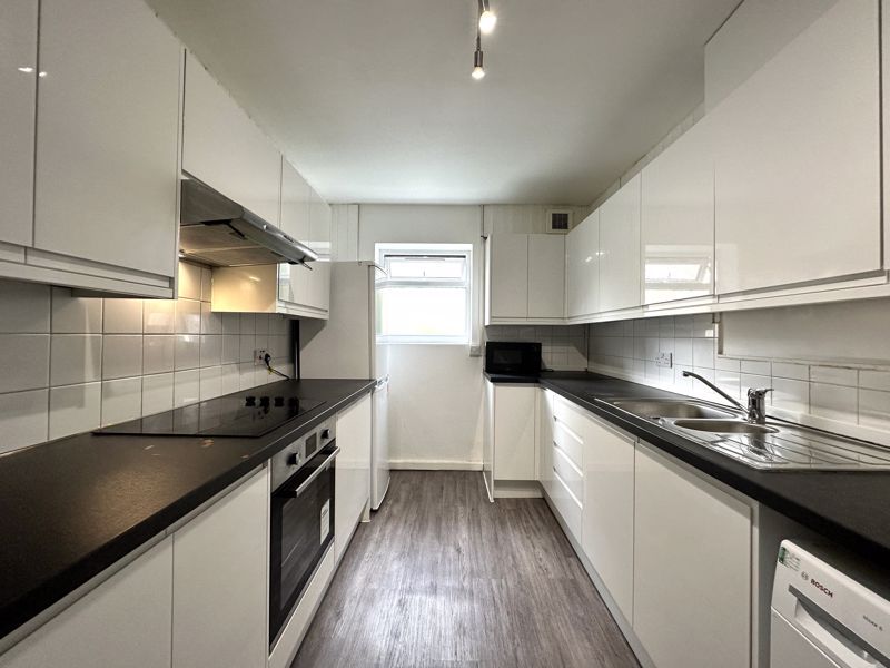 Property photo 2 of 13 Photo 15