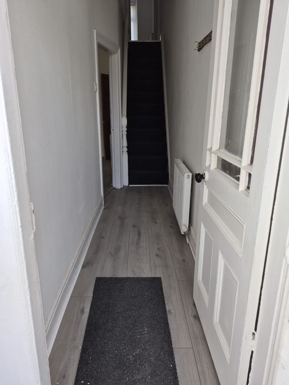 Property photo 2 of 17 Photo 2