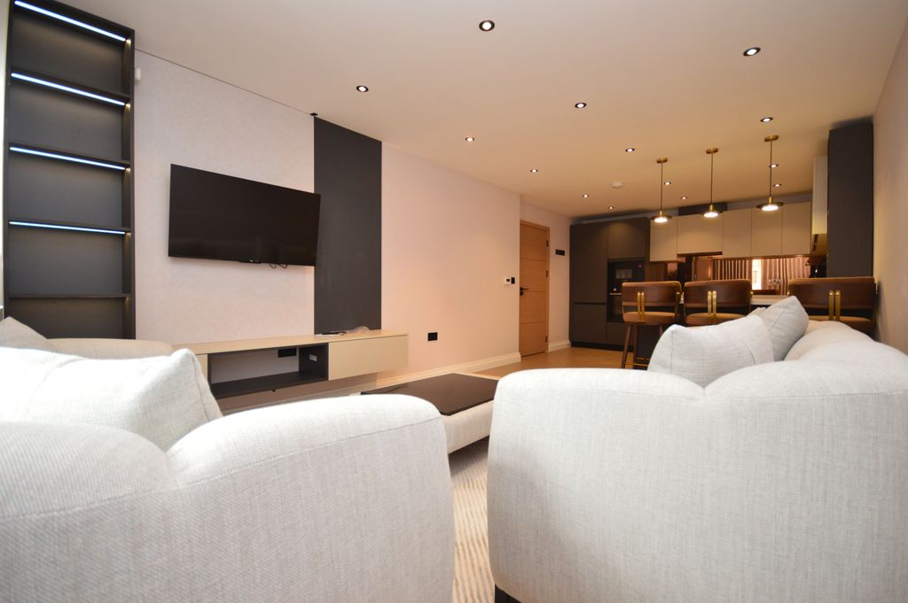 Property photo 3 of 11 Dsc 0453