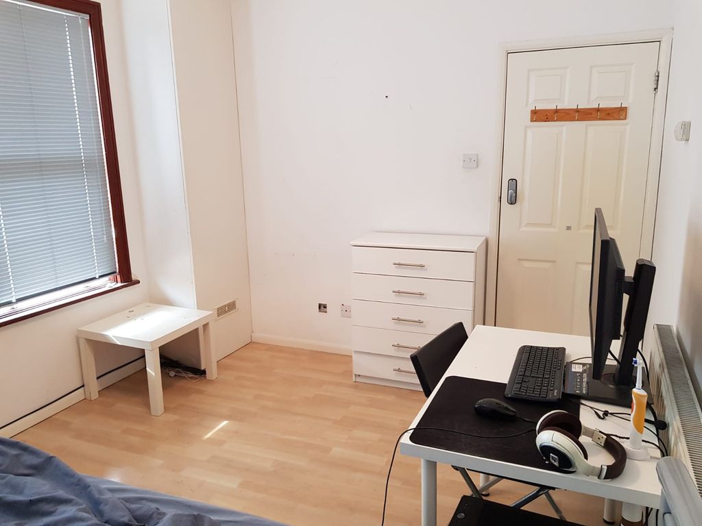 Property photo 2 of 4