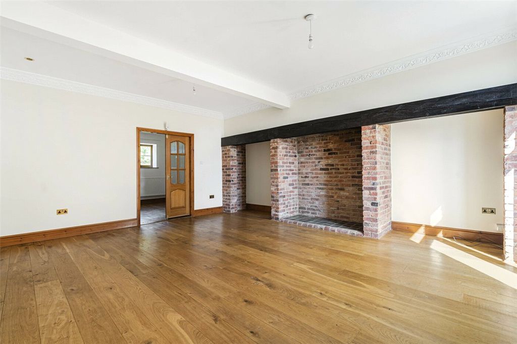 Property photo 3 of 37 Picture No. 03