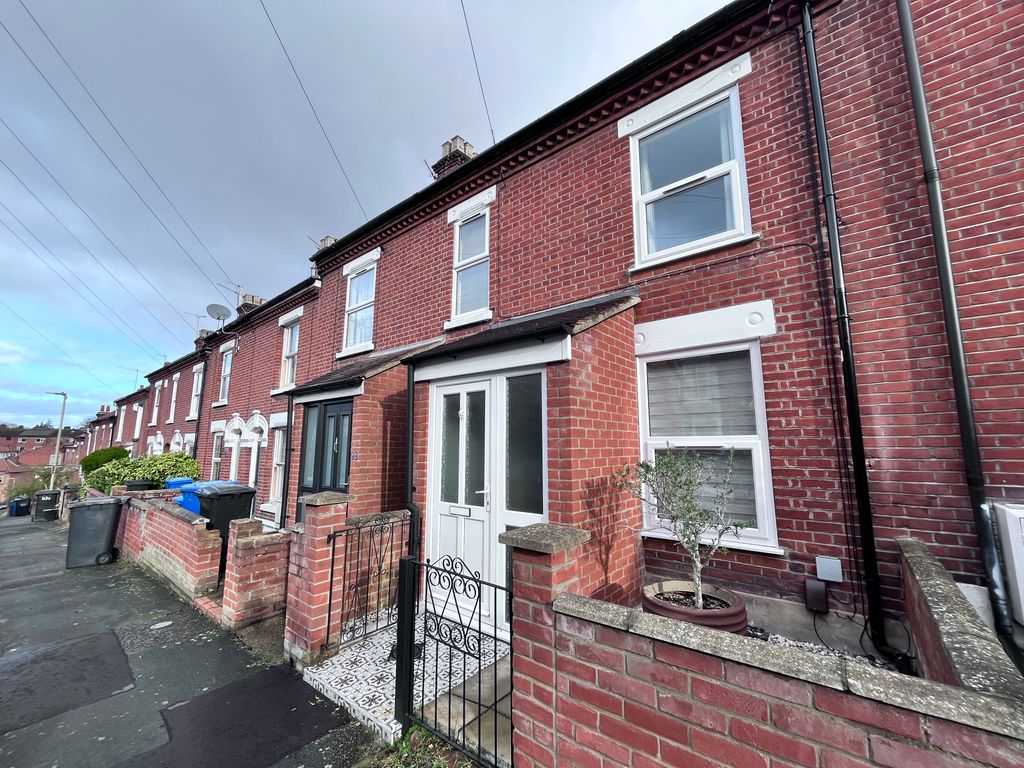 Property photo 1 of 10