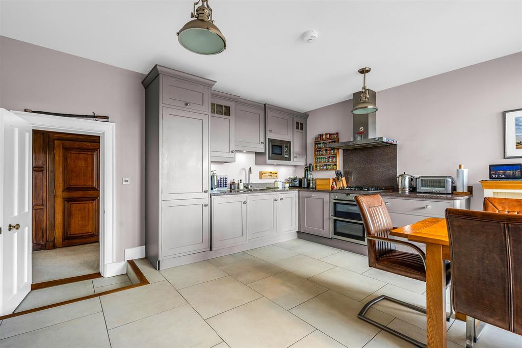 Property photo 3 of 36 Internal-15.Jpg