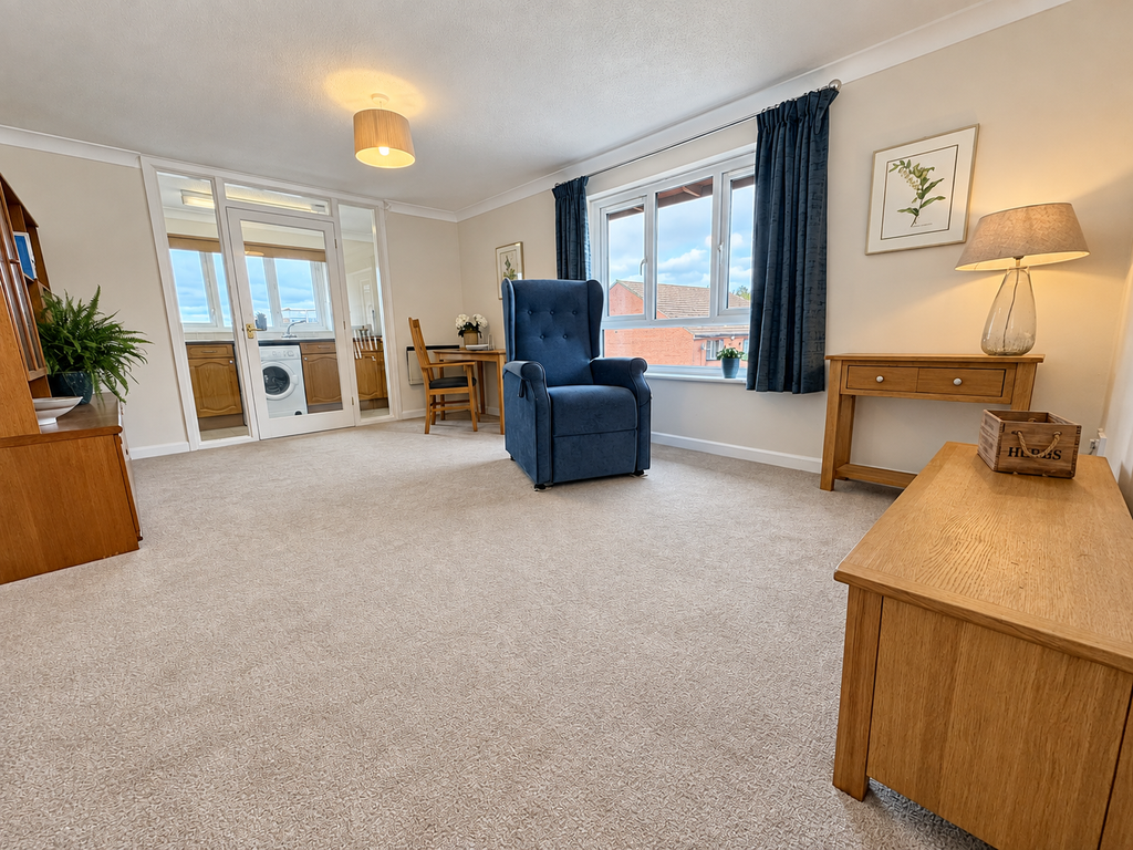 Property photo 2 of 13