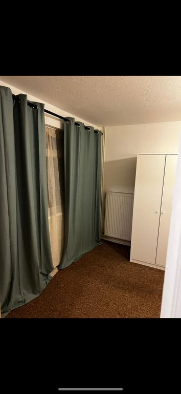 Property photo 1 of 2