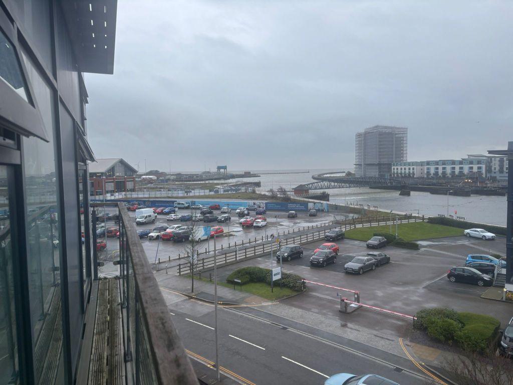 Property photo 3 of 8 Balcony