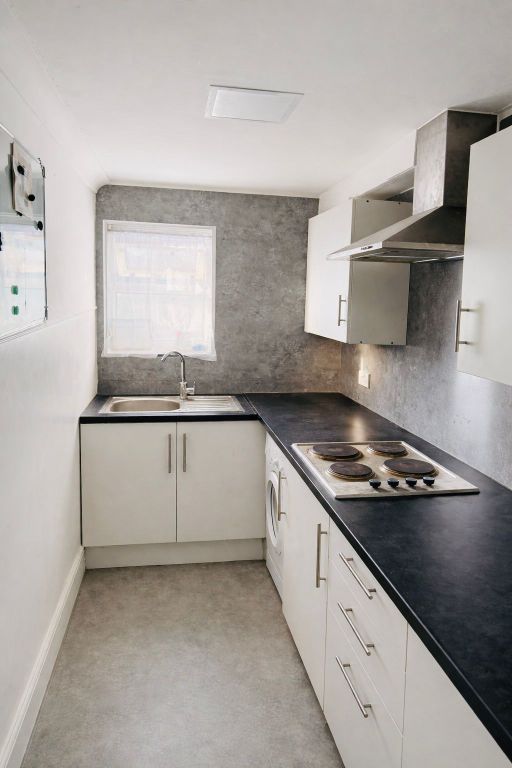 Property photo 2 of 3