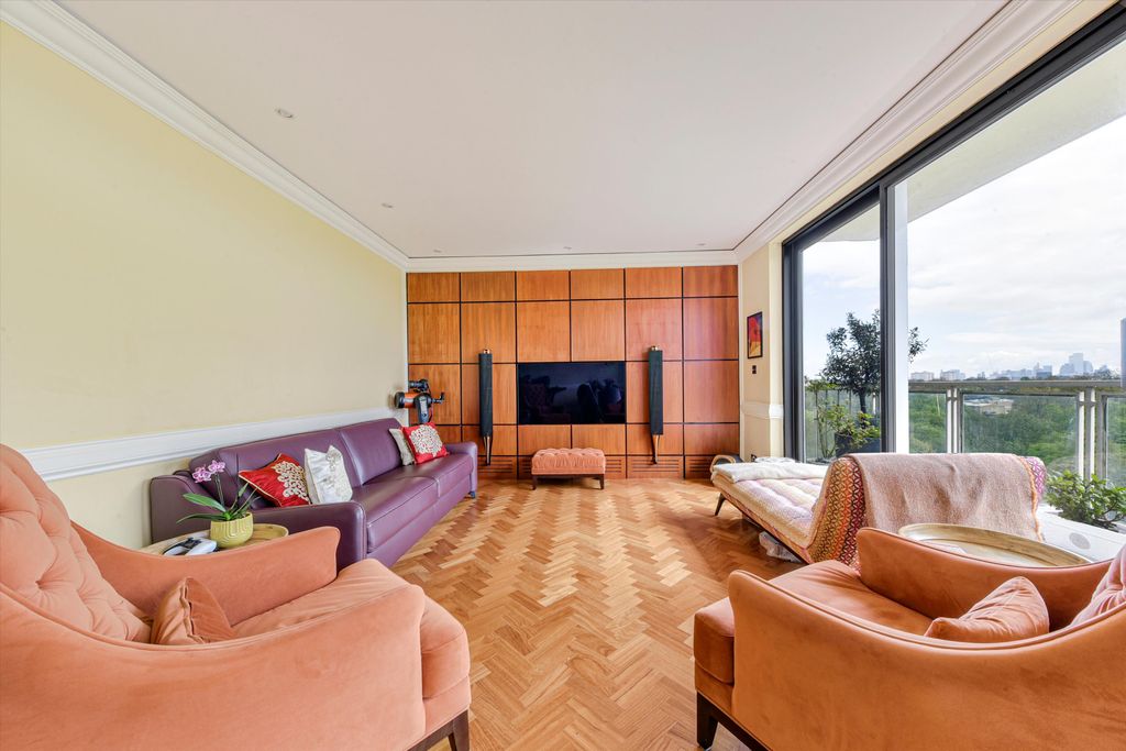 Property photo 1 of 15 Image