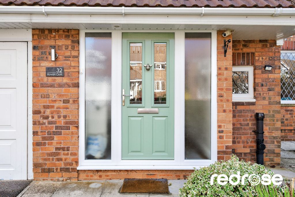 Property photo 2 of 27 Web_32 Rowan Croft-07-2500Px