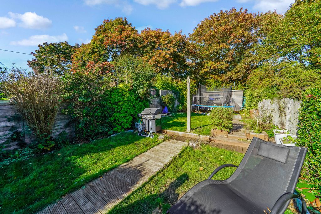 Property photo 2 of 22