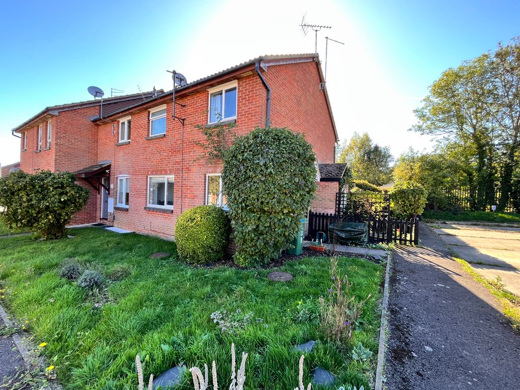 Property photo 1 of 8