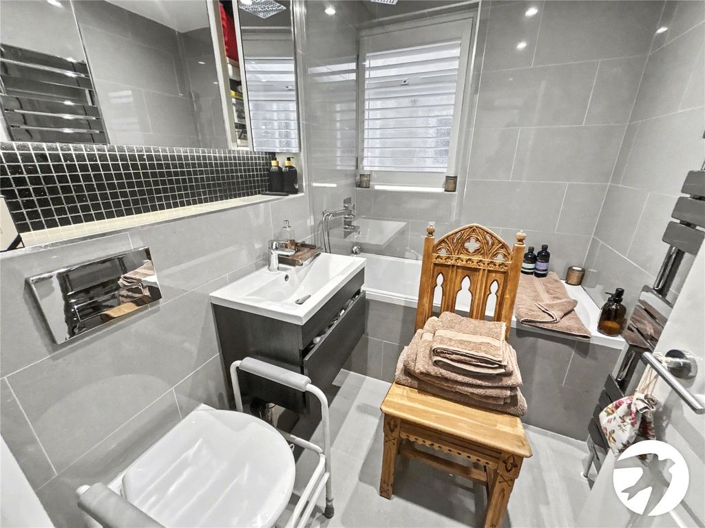 Property photo 1 of 12 Robinson Jackson