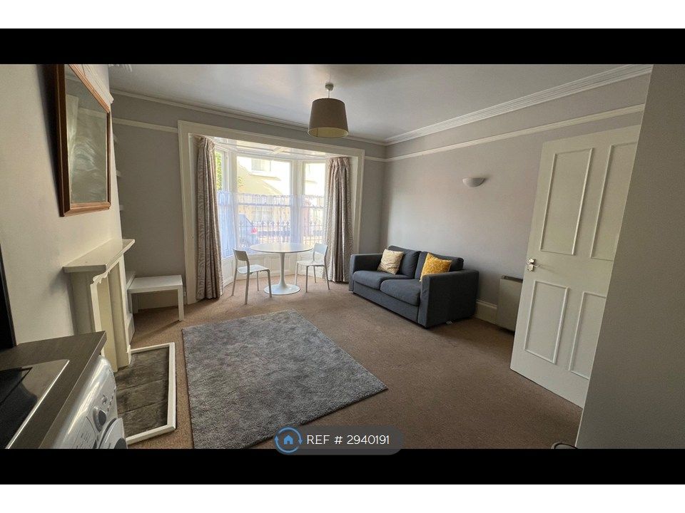 Property photo 1 of 3