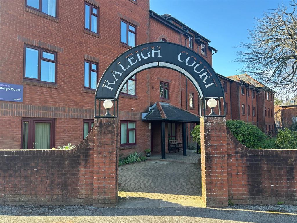 Property photo 2 of 12 2.Jpg