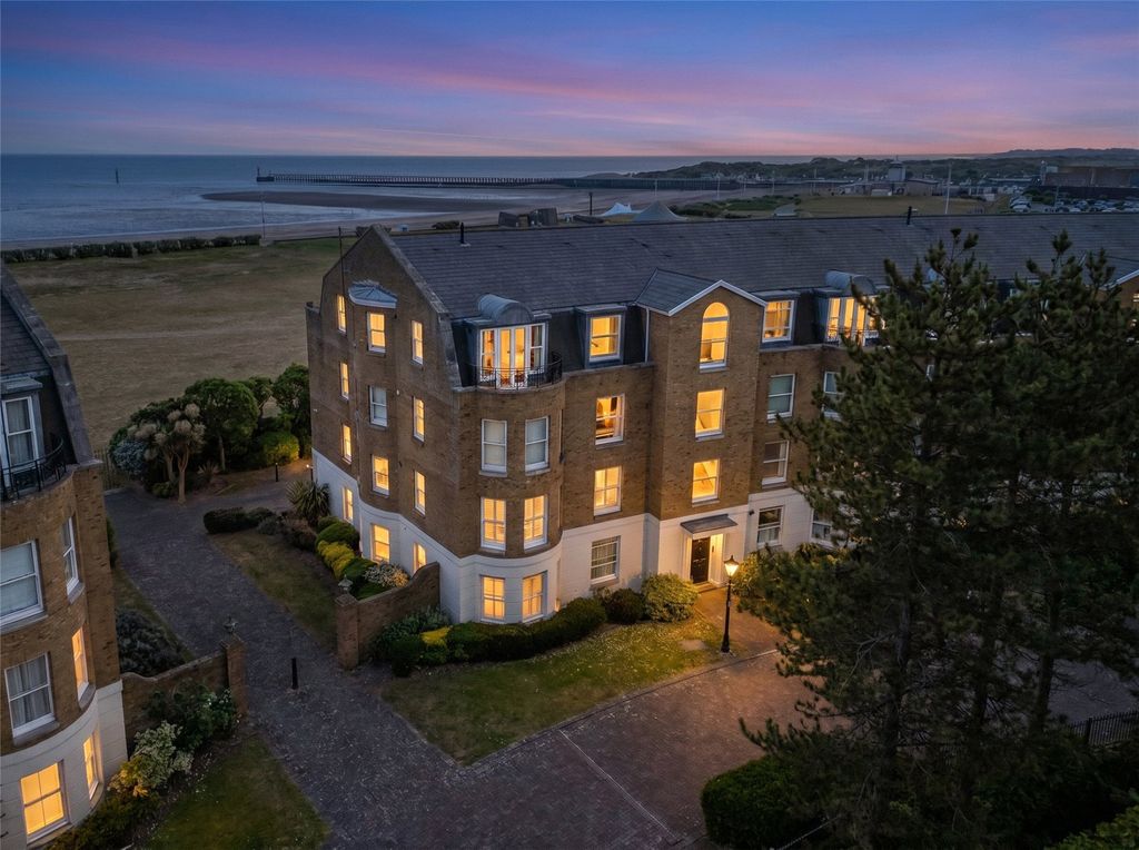 Additional image 18 of 1 bed flat for saleBeach Crescent, Littlehampton, West Sussex BN17