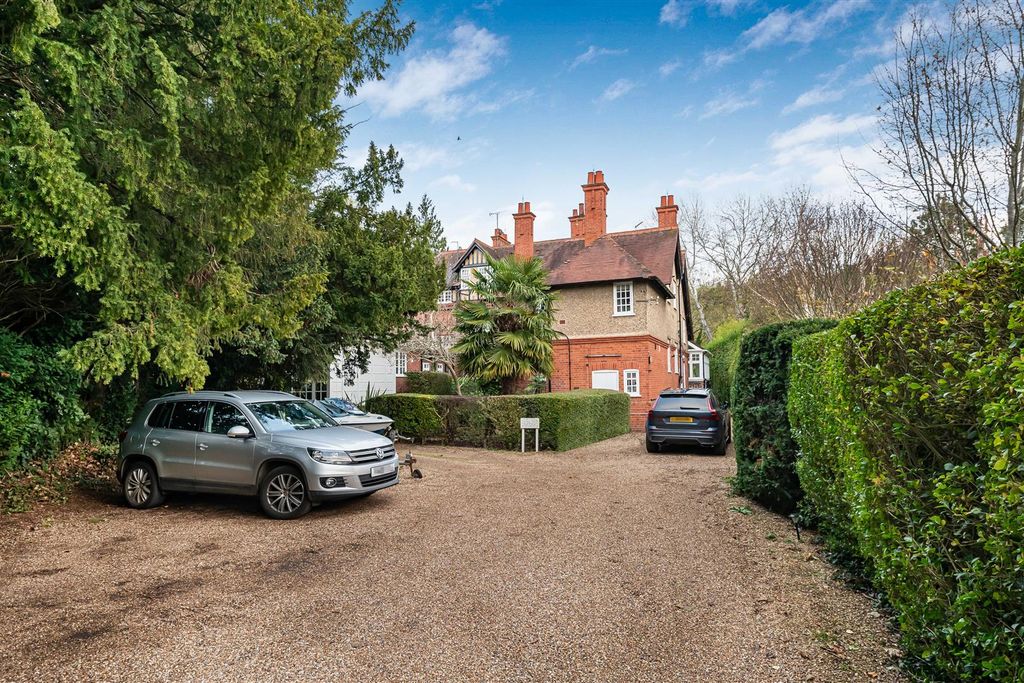 Additional image 16 of 2 bed flat for saleSomerlea, Court Road, Maidenhead SL6