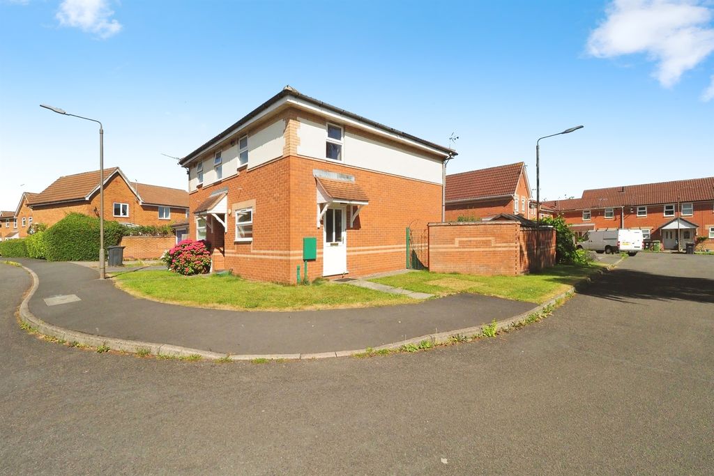 Property photo 1 of 17