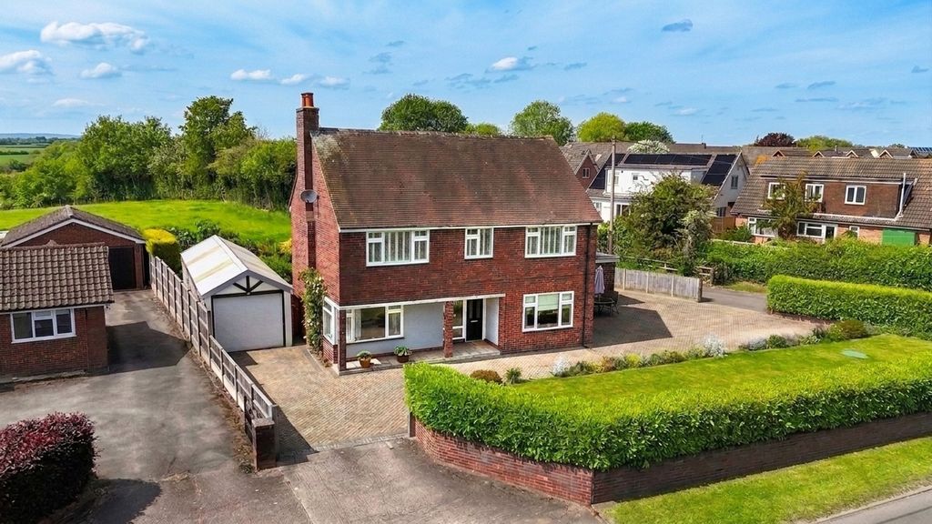Property photo 1 of 33