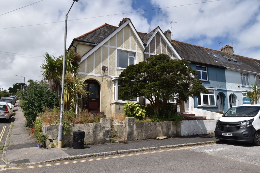 Property photo 3 of 10