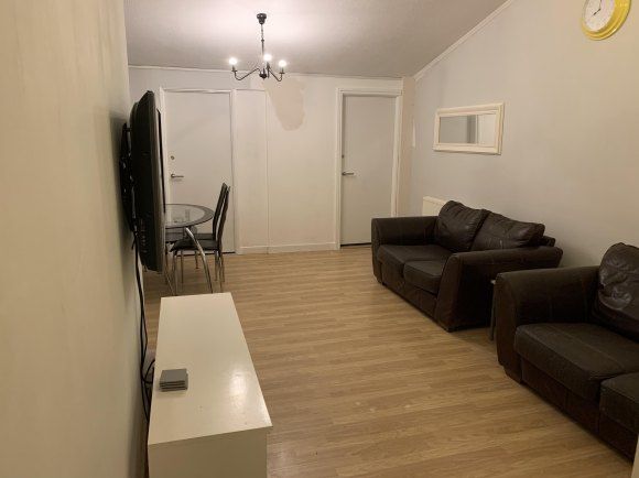 Property photo 3 of 9 Living Area