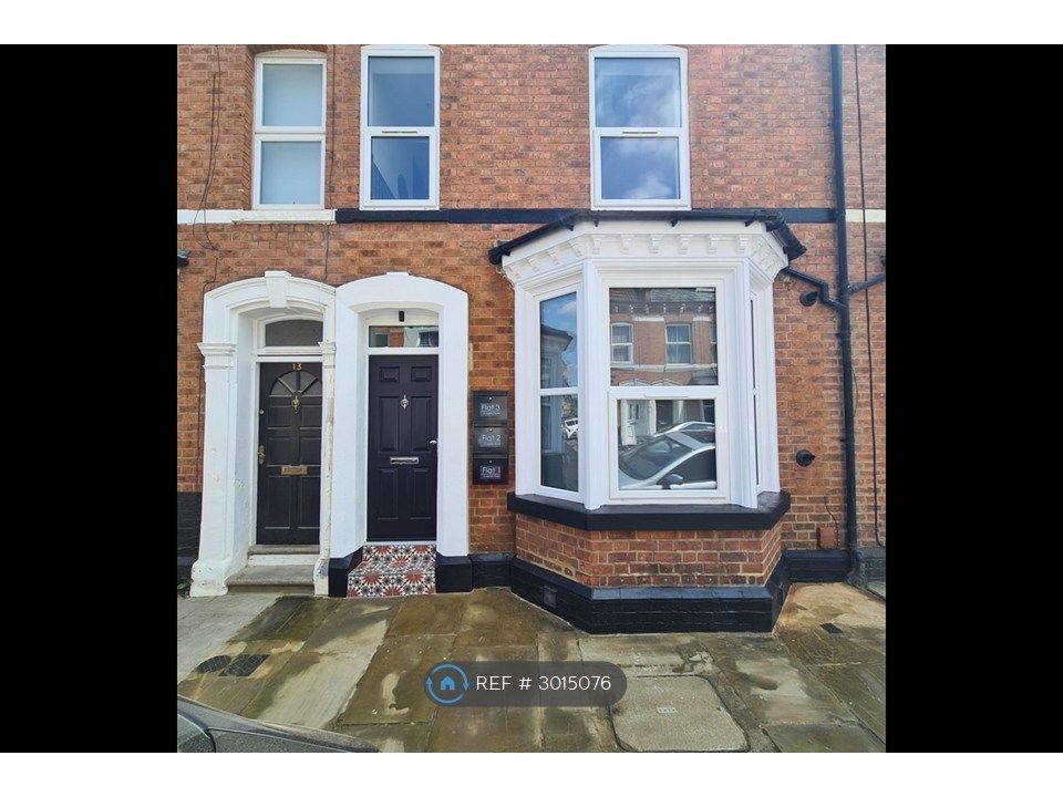 2 bed flat to rentAgnes Road, Northampton NN2